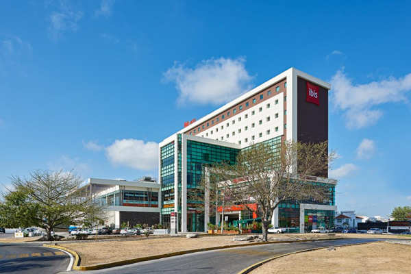 fotos del hotel ibis en cancún