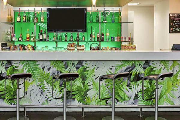 hotel con bar en el centro de cancún