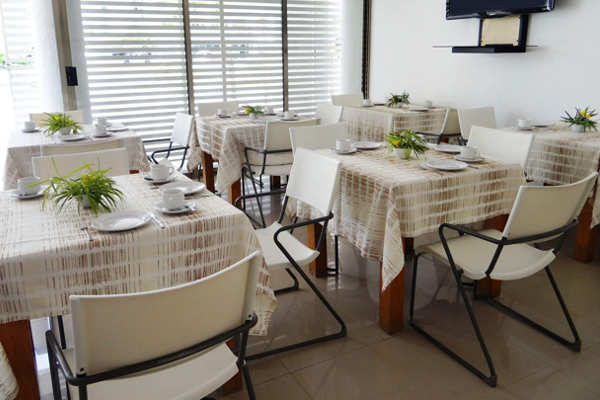 hotel en el centro de cancún económico